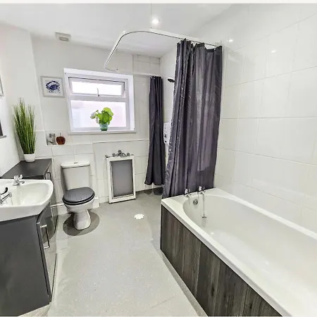 Two Bedroom Detached Modern Bungalow Close To Plymouth Argyle Fc Esterno foto